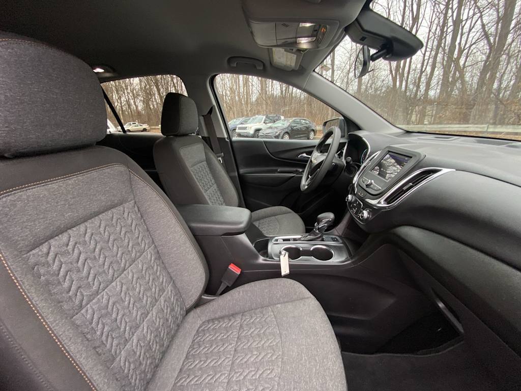 Thumbnail: 2022 Chevrolet Equinox - 27