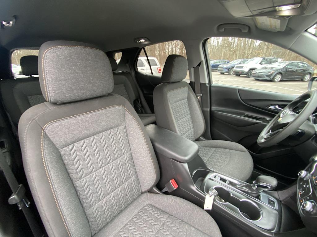 Thumbnail: 2022 Chevrolet Equinox - 28