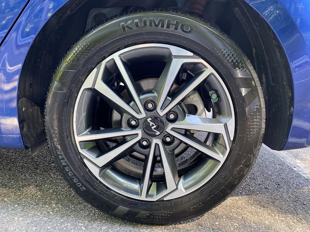 Thumbnail: 2022 Kia Forte - 26