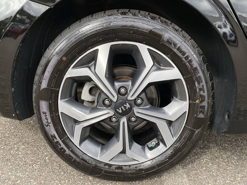 Thumbnail: 2019 Kia Forte - 28