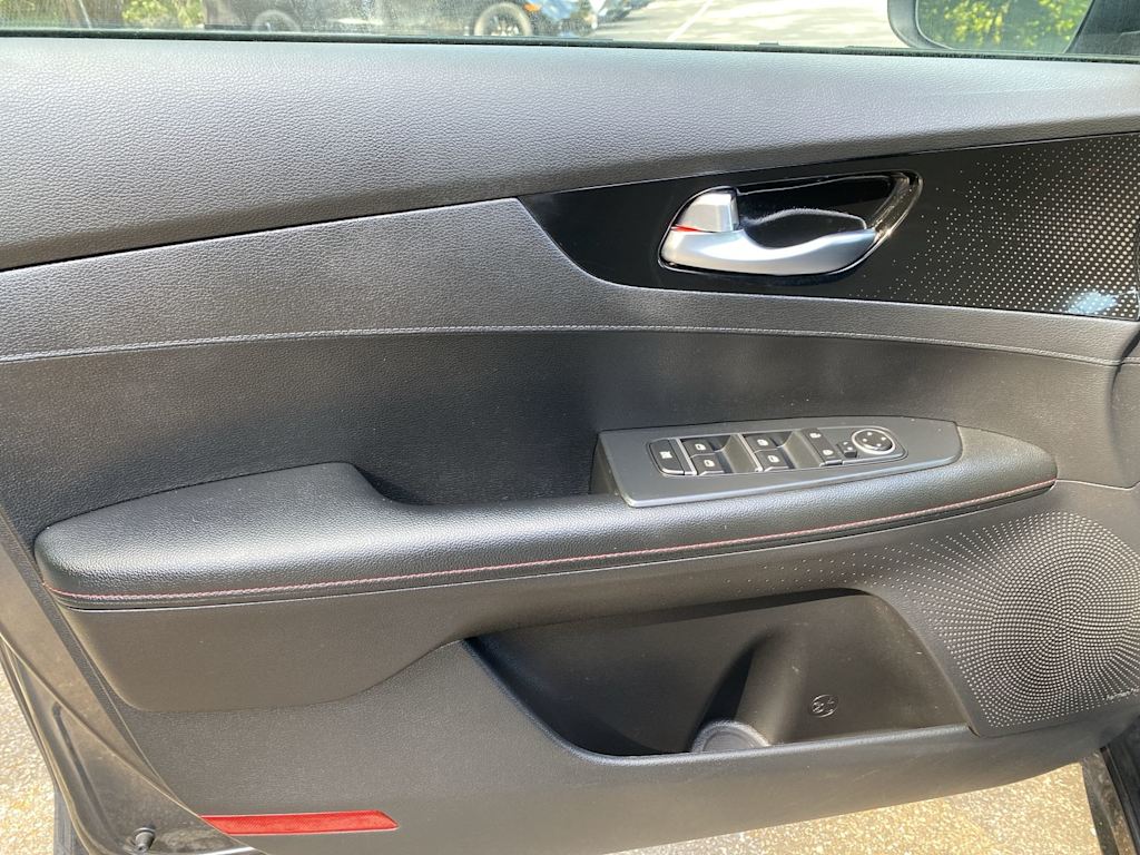 Thumbnail: 2021 Kia Forte - 30