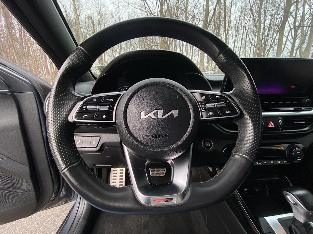 Thumbnail: 2023 Kia Forte - 6