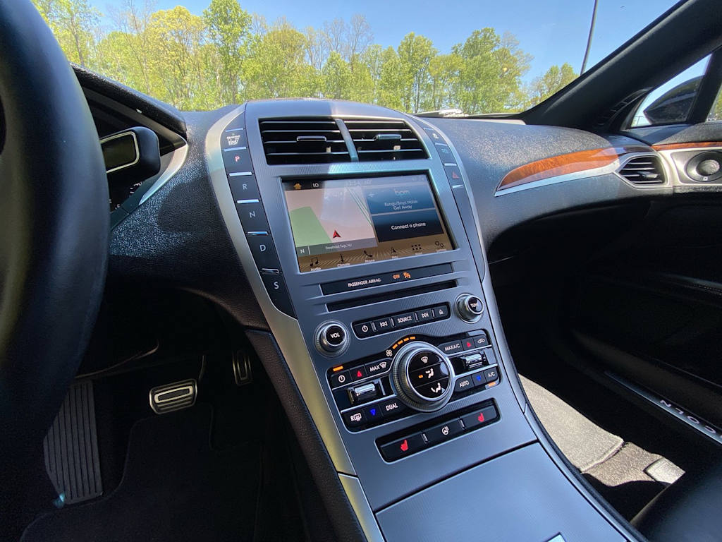Thumbnail: 2019 Lincoln MKZ - 8