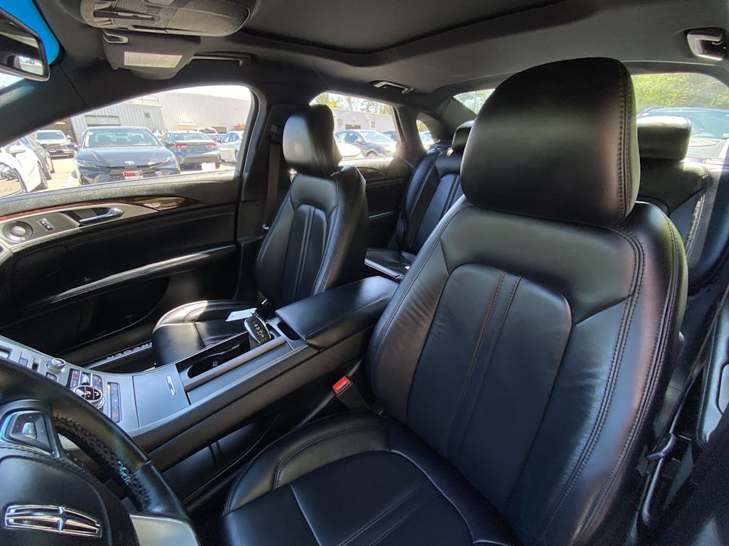 Thumbnail: 2019 Lincoln MKZ - 10