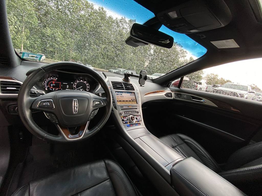 Thumbnail: 2018 Lincoln MKZ - 10