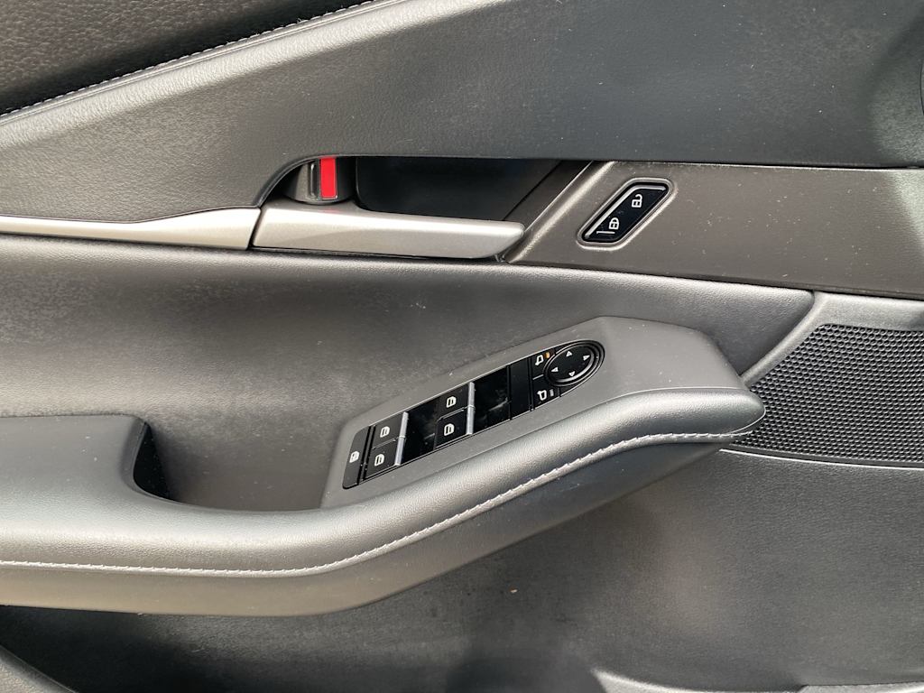 Thumbnail: 2022 Mazda CX-30 - 25