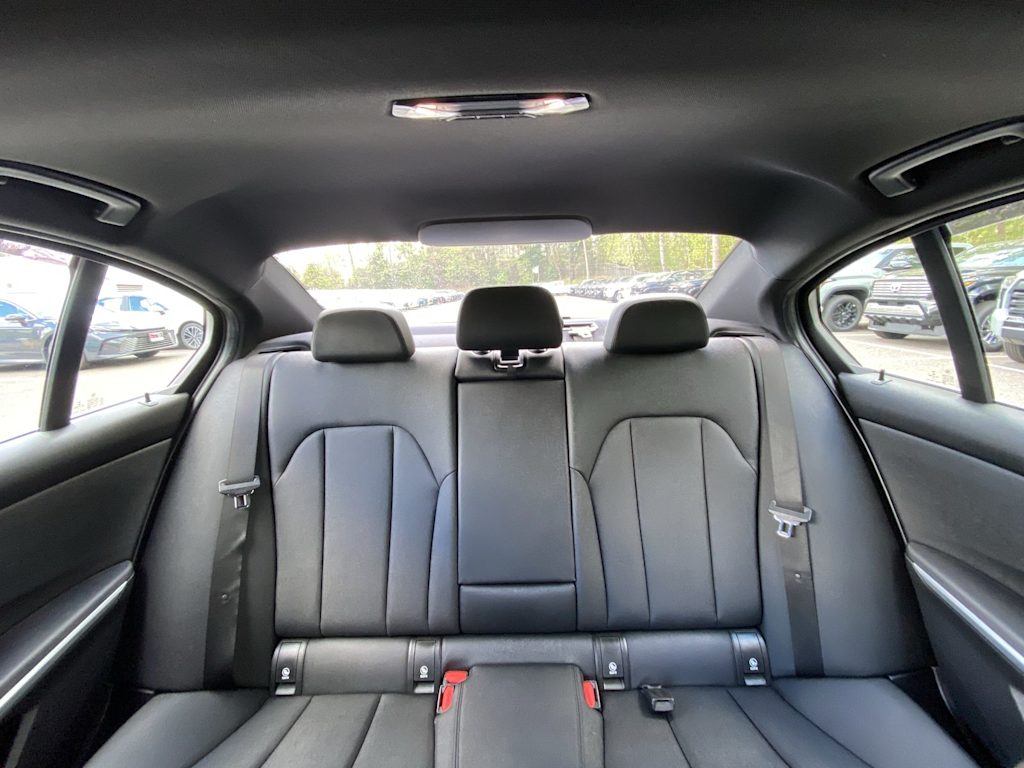 Thumbnail: 2020 BMW 3 Series - 26
