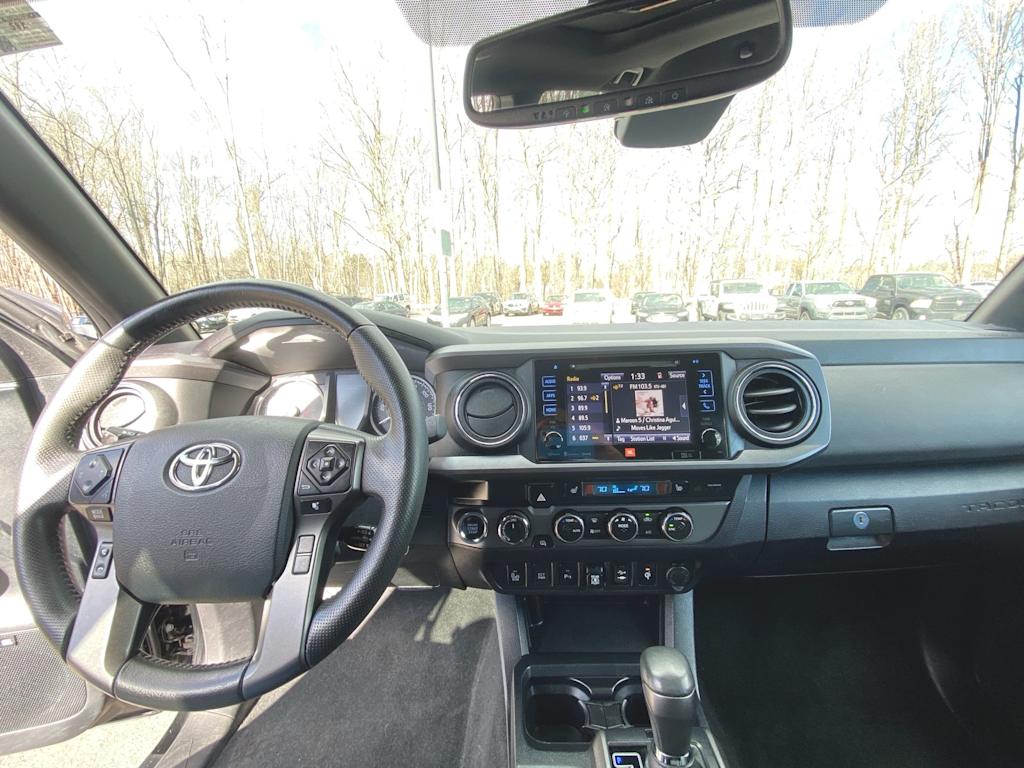 2019 Toyota Tacoma TRD Off-Road 2