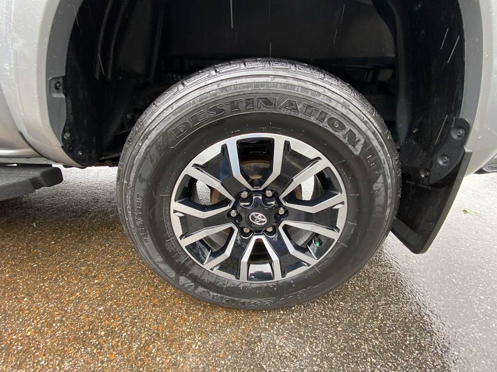 Thumbnail: 2022 Toyota Tacoma - 19