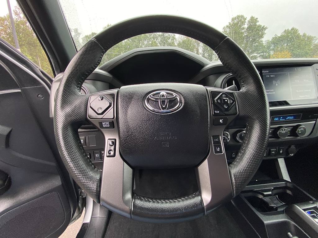 Thumbnail: 2022 Toyota Tacoma - 11