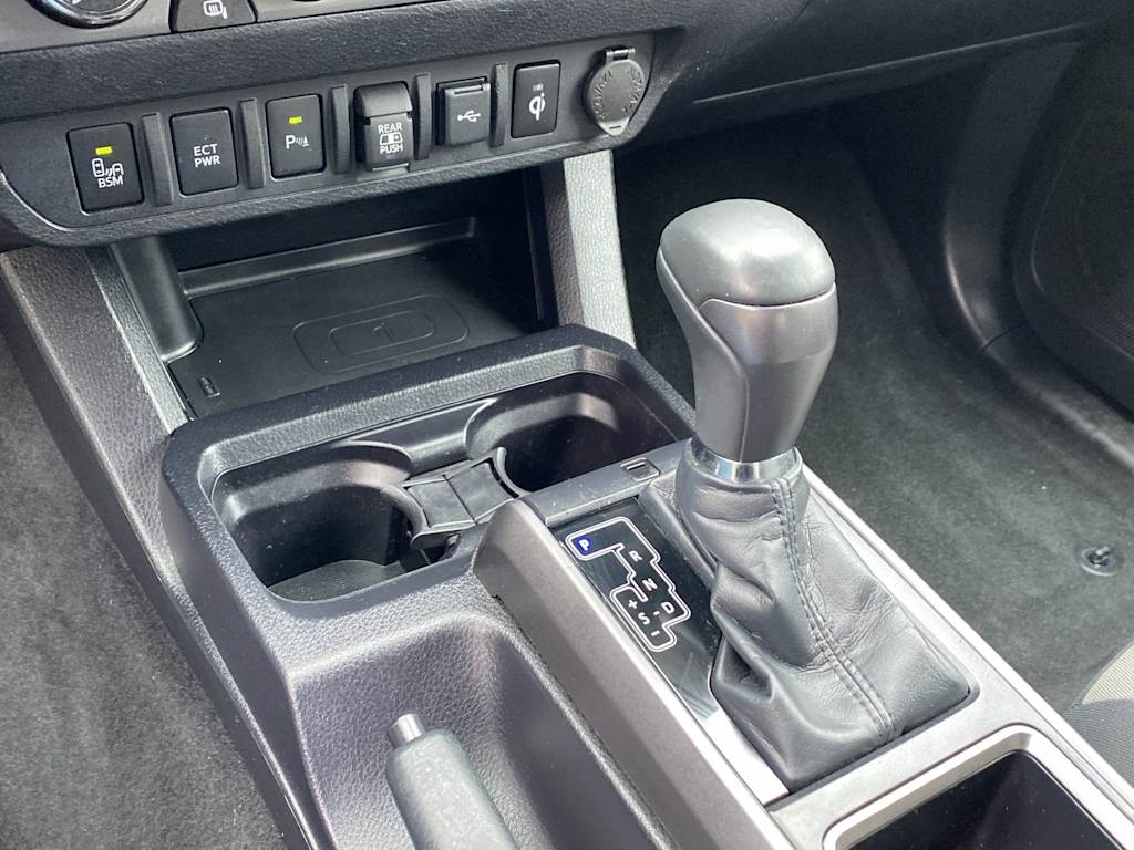 Thumbnail: 2022 Toyota Tacoma - 13