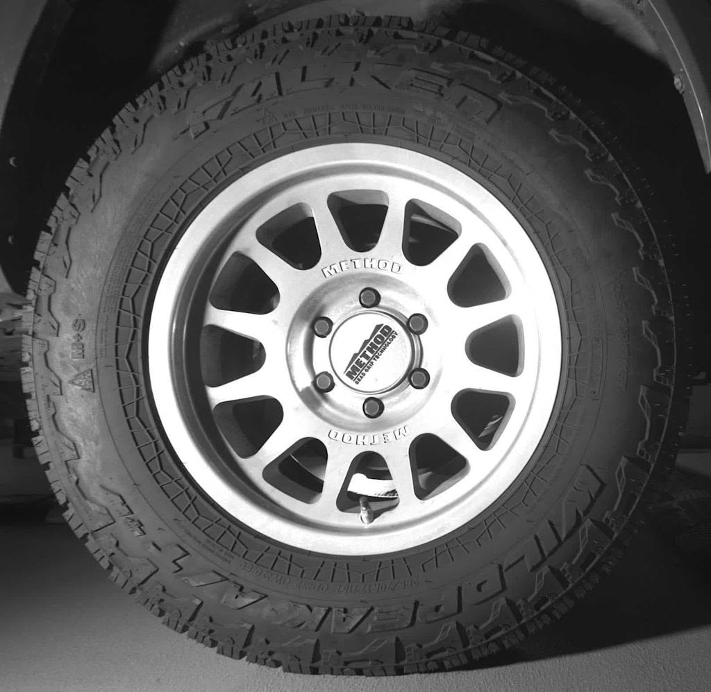 Thumbnail: 2017 Toyota Tacoma - 13