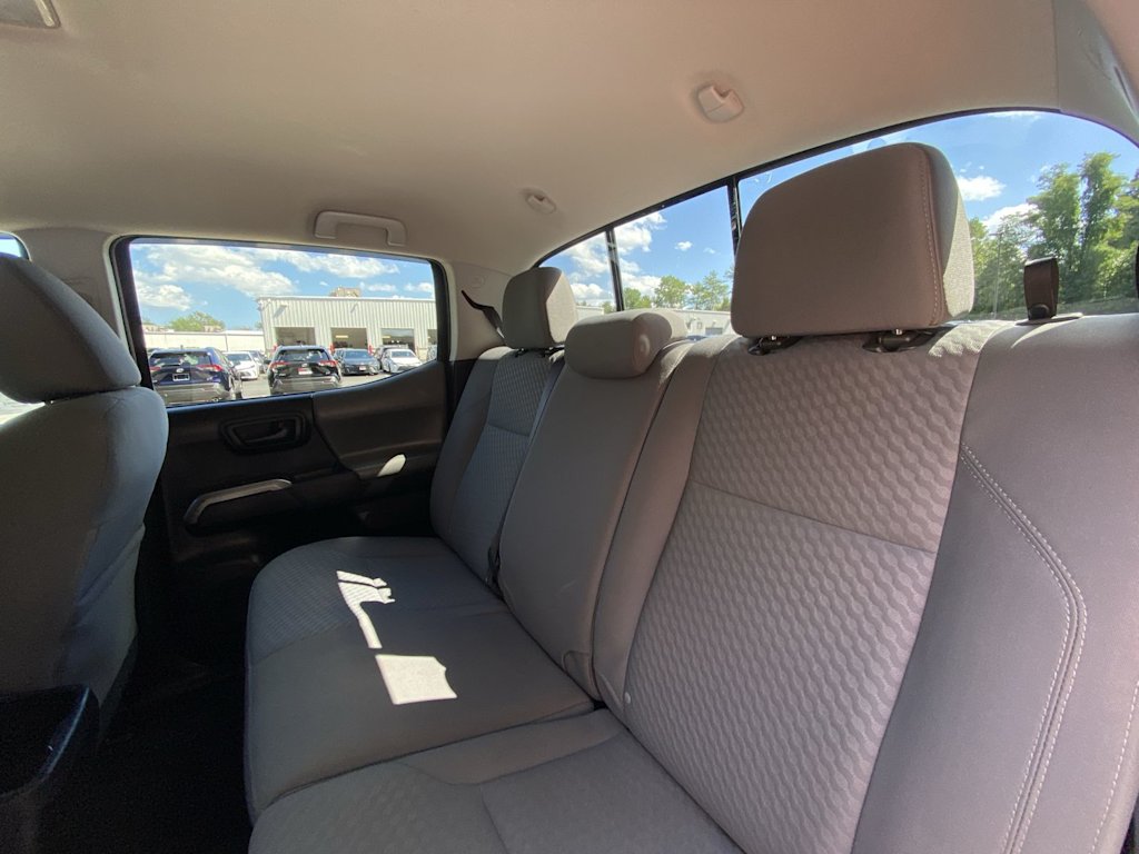 Thumbnail: 2021 Toyota Tacoma - 10