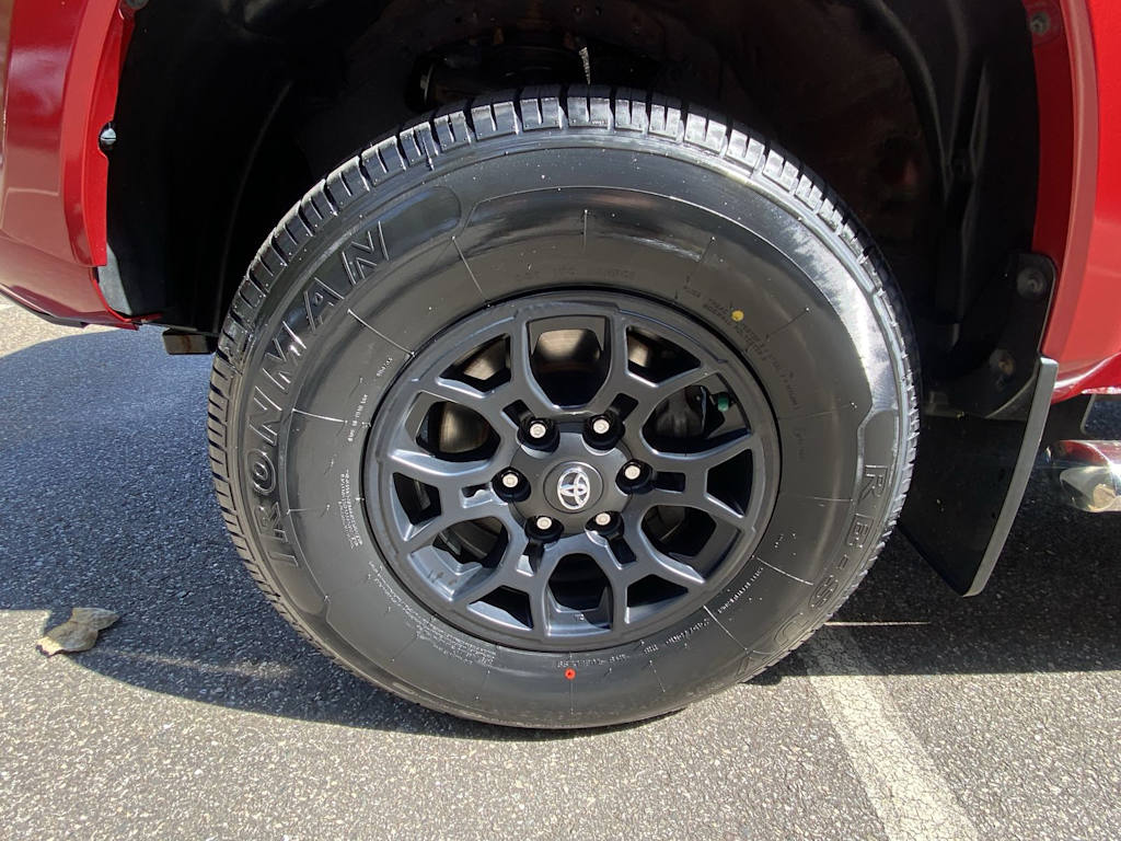 Thumbnail: 2021 Toyota Tacoma - 6