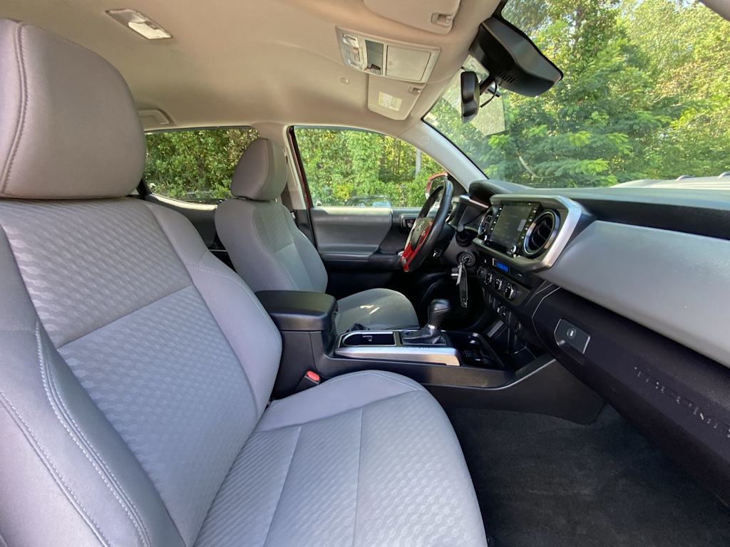 Thumbnail: 2021 Toyota Tacoma - 22