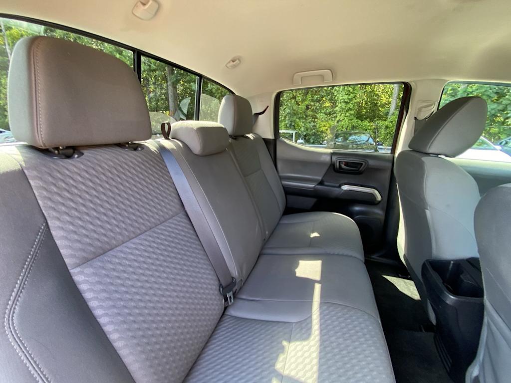 Thumbnail: 2021 Toyota Tacoma - 24