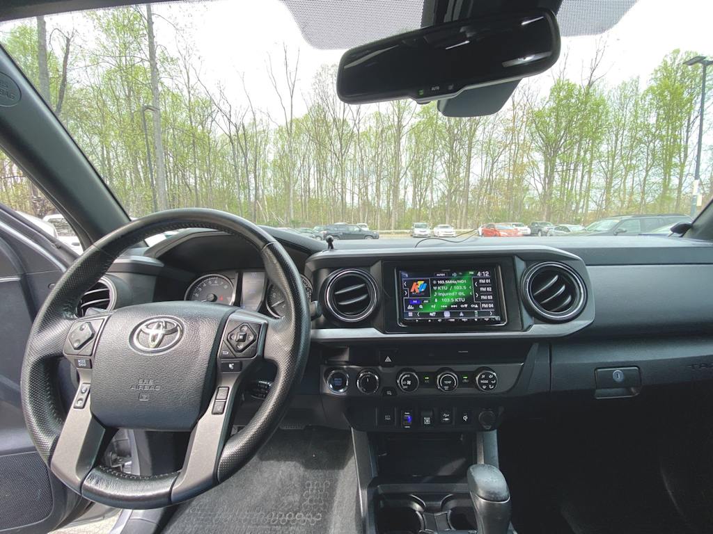 2019 Toyota Tacoma TRD Off-Road 2