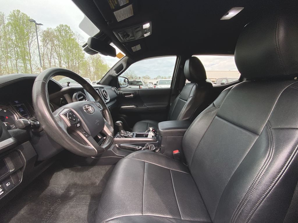 2019 Toyota Tacoma TRD Off-Road 8