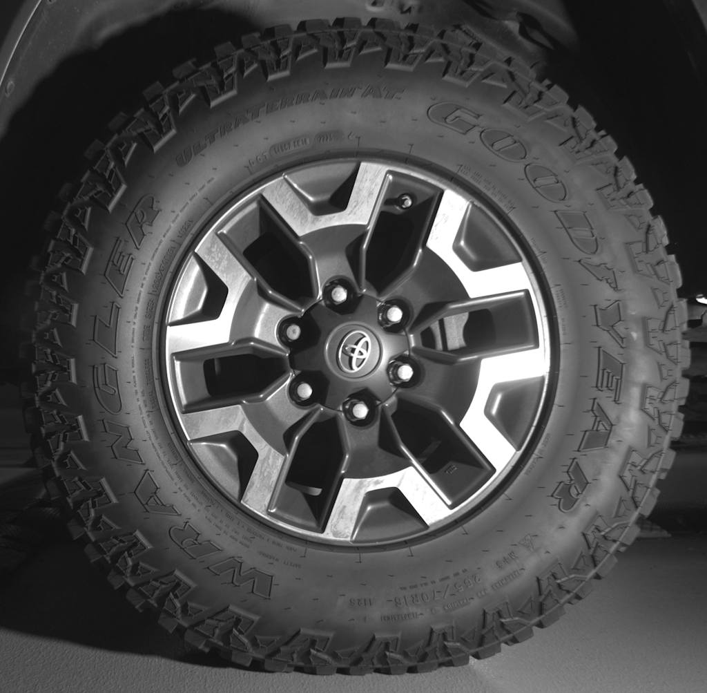 Thumbnail: 2018 Toyota Tacoma - 6