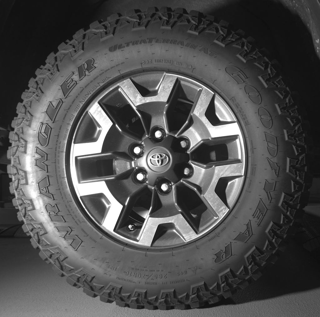 Thumbnail: 2018 Toyota Tacoma - 13