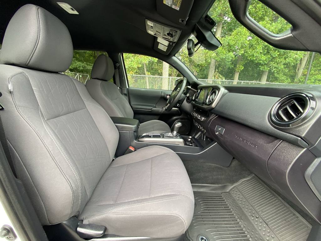 Thumbnail: 2018 Toyota Tacoma - 30