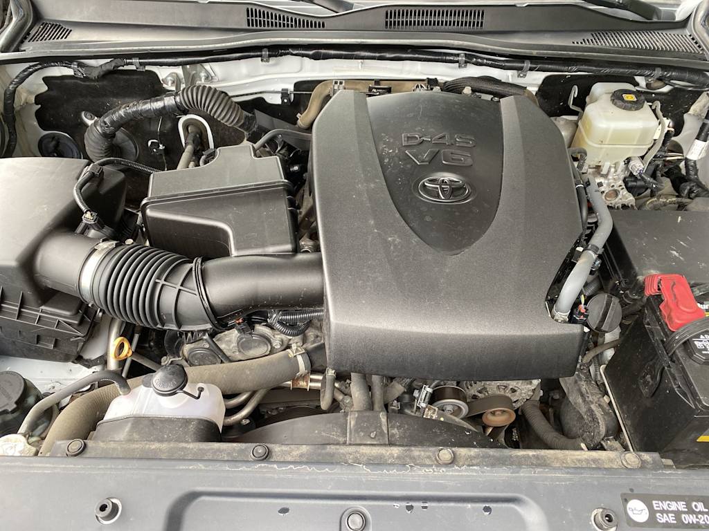 Thumbnail: 2018 Toyota Tacoma - 7