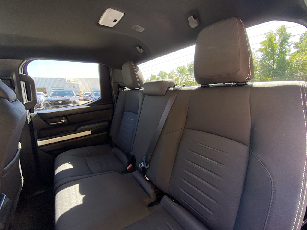 Thumbnail: 2024 Toyota Tacoma - 10