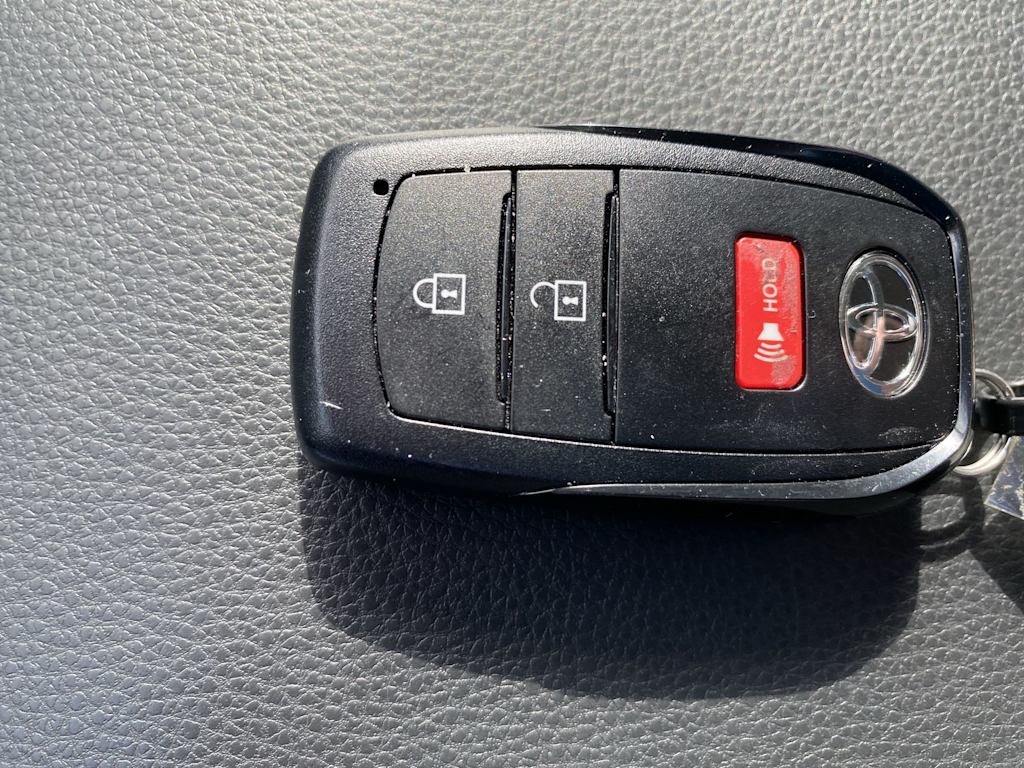 Thumbnail: 2025 Toyota Tacoma - 15