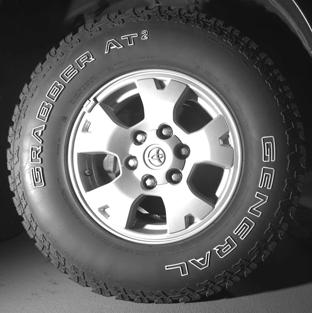 Thumbnail: 2014 Toyota Tacoma - 14