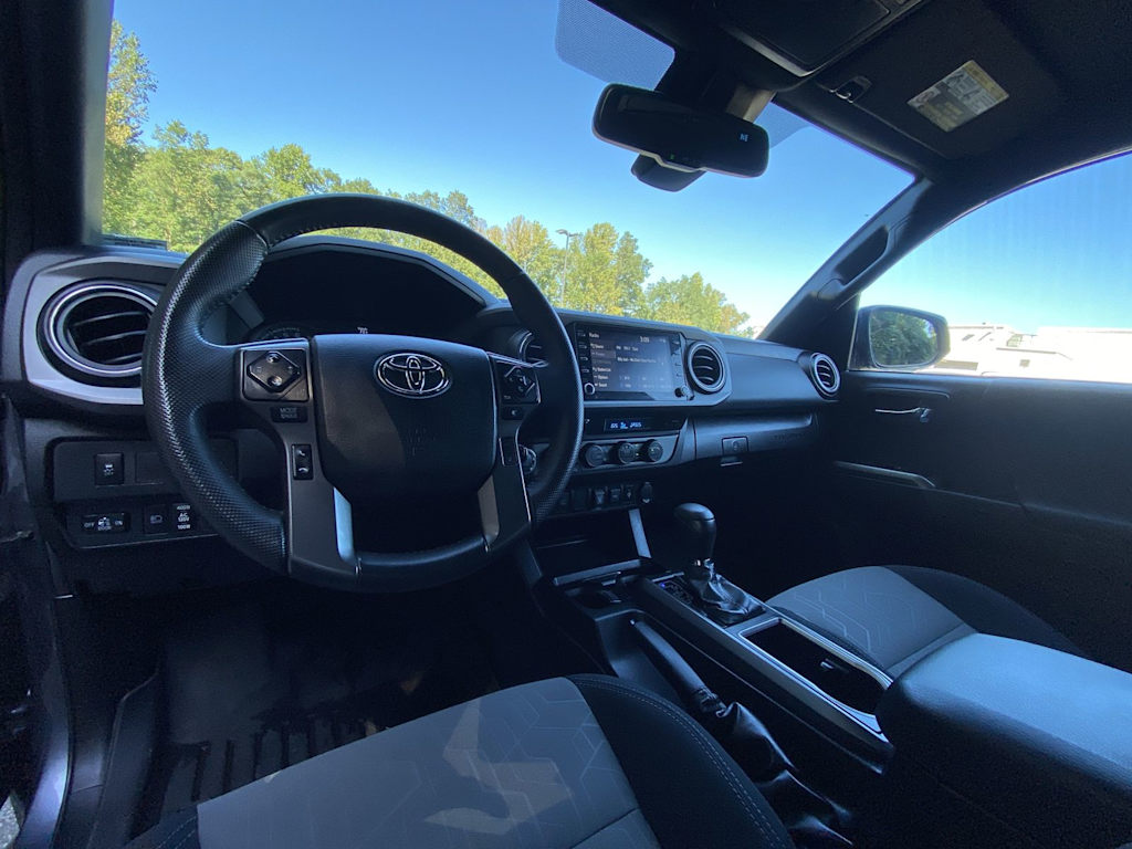 Thumbnail: 2023 Toyota Tacoma - 9