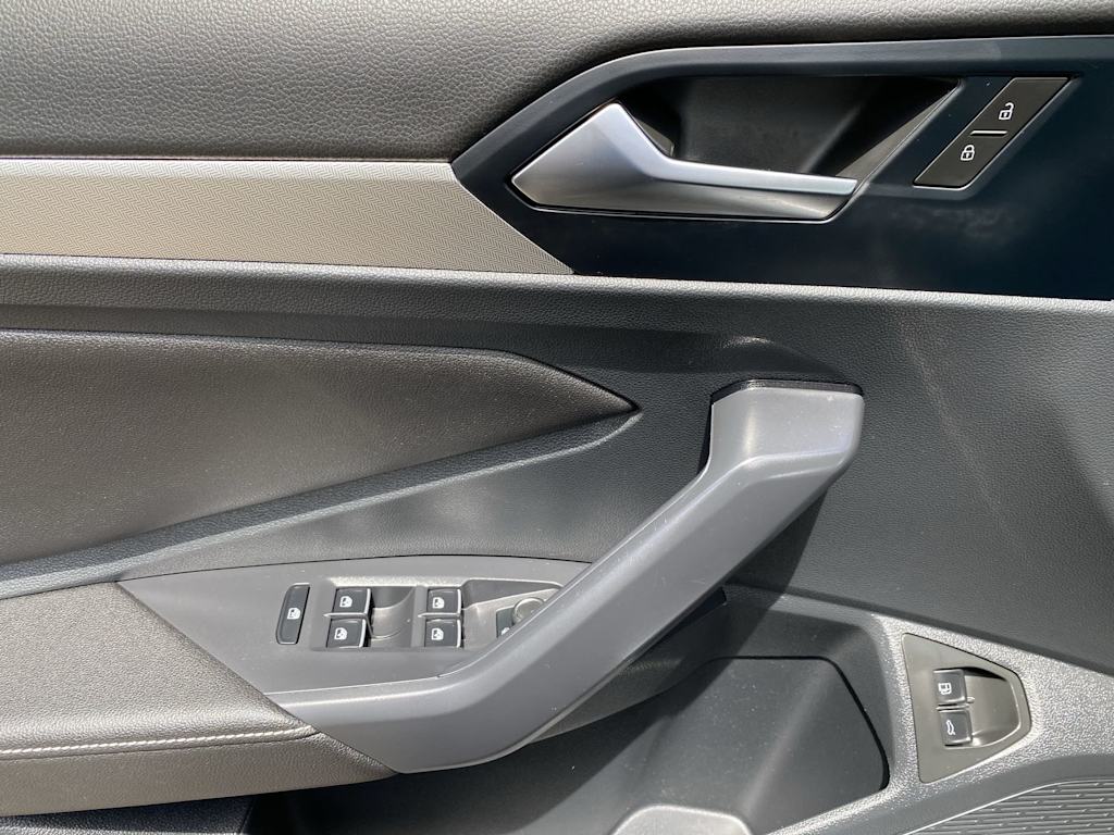 Thumbnail: 2024 Volkswagen Jetta - 23