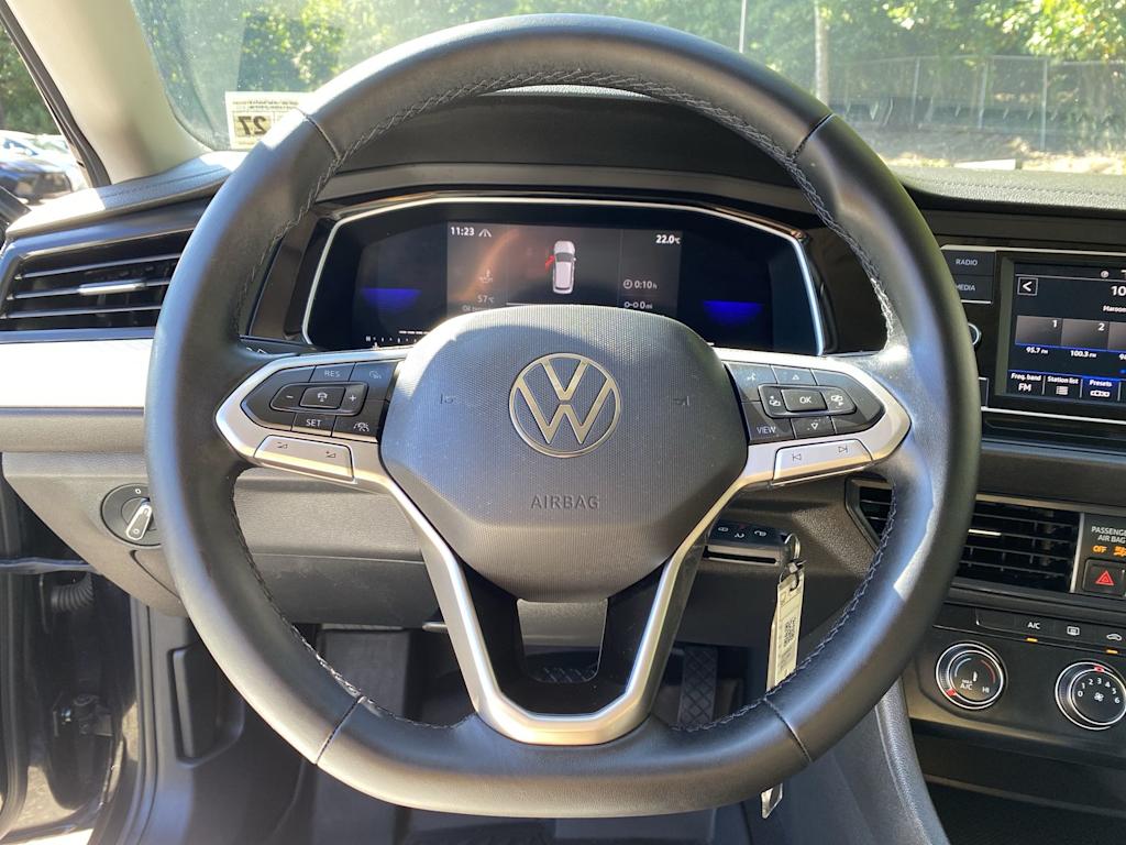 Thumbnail: 2022 Volkswagen Jetta - 14