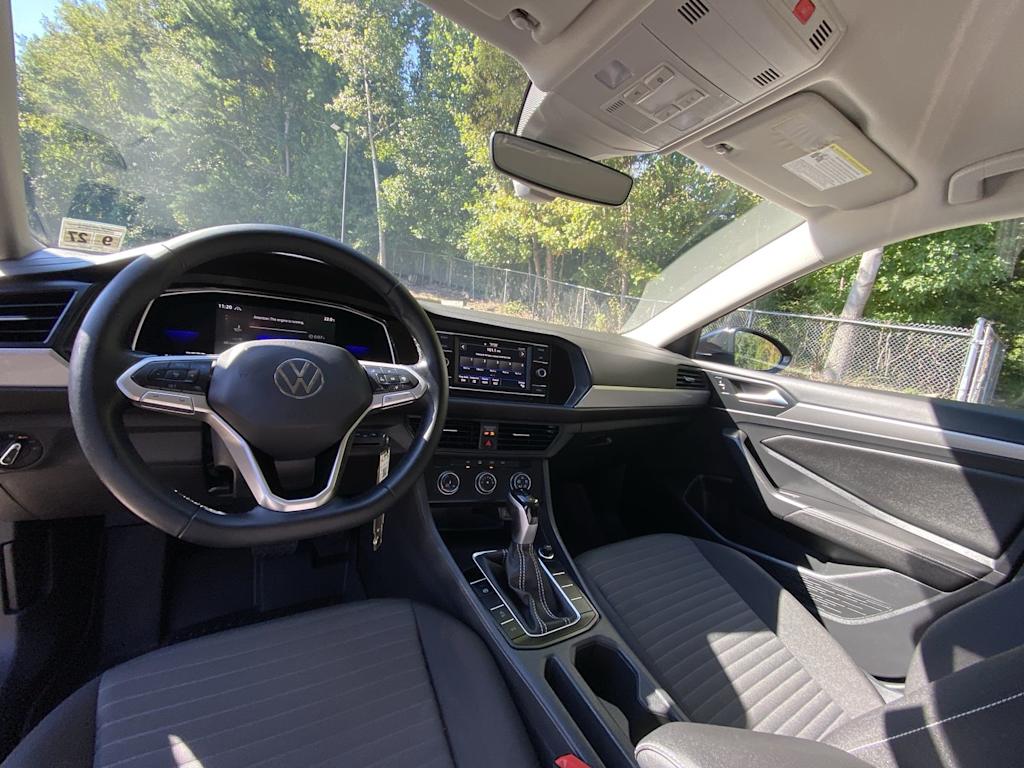 Thumbnail: 2022 Volkswagen Jetta - 10
