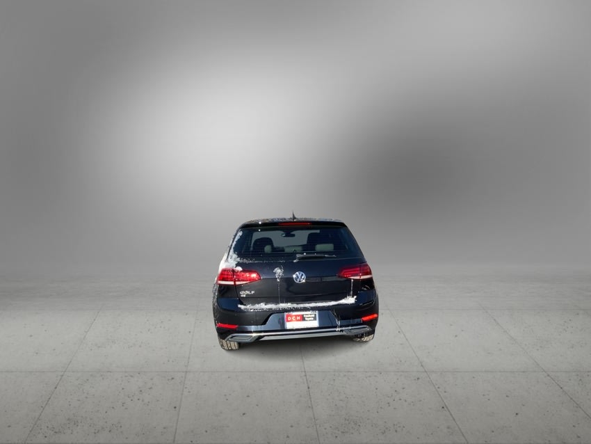 2019 Volkswagen Golf SE 19