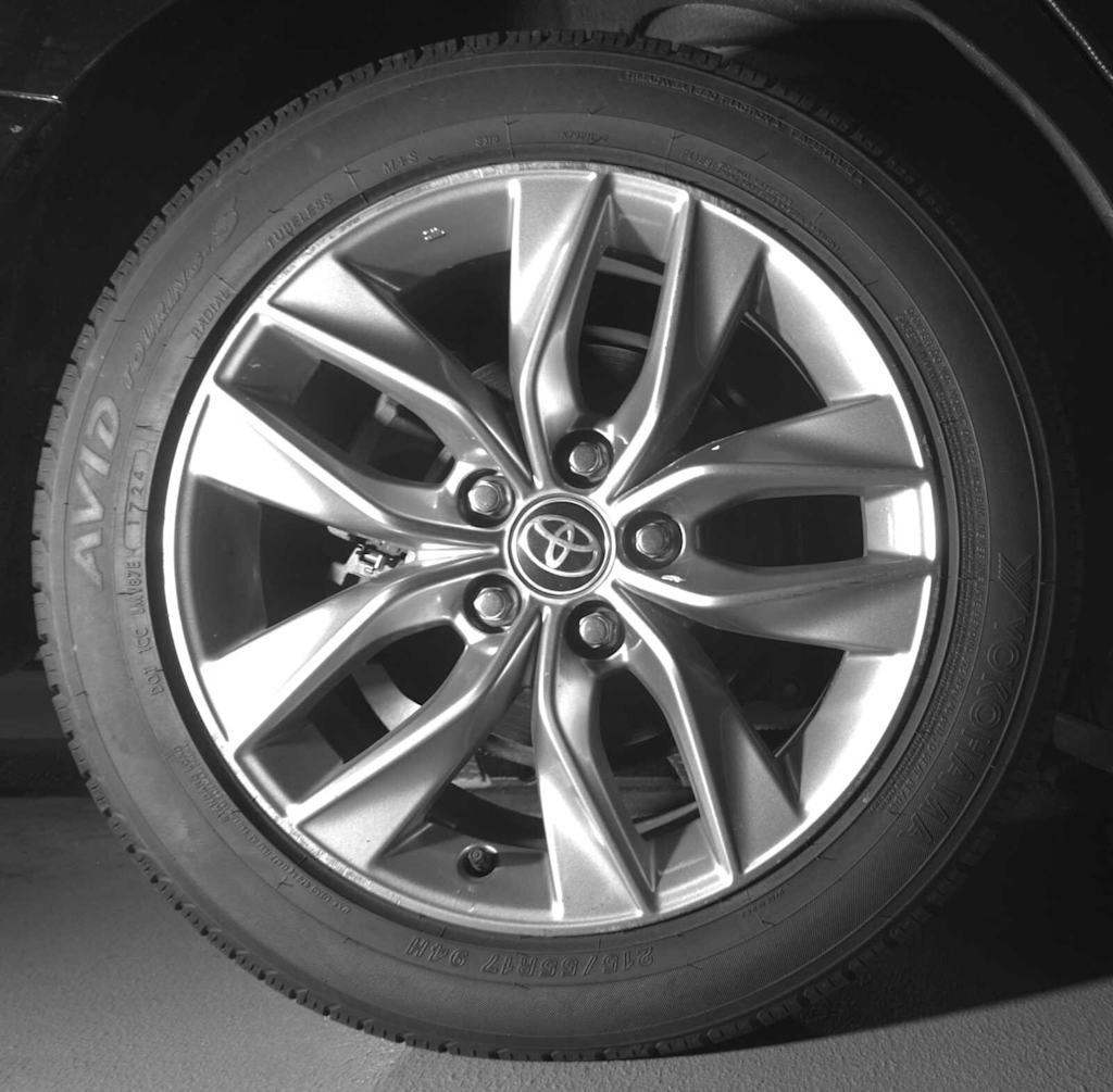 Thumbnail: 2022 Toyota Avalon - 15