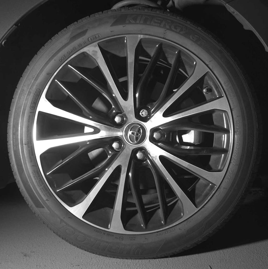 Thumbnail: 2018 Toyota Camry - 12