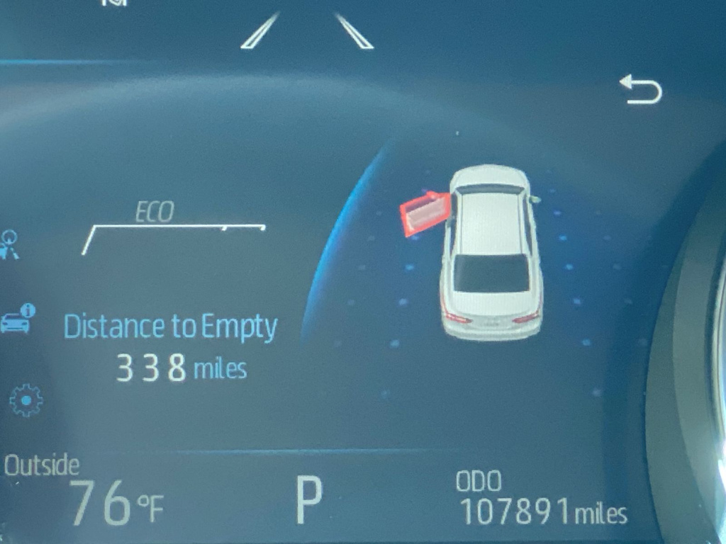 2018 Toyota Camry XLE 13