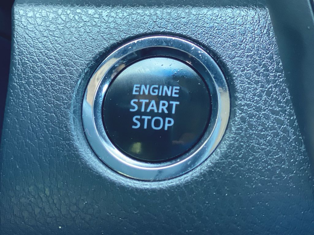 2018 Toyota Camry XLE 30