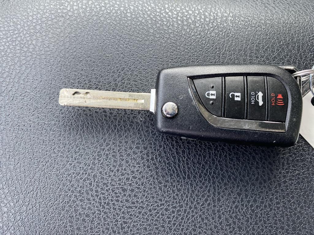 Thumbnail: 2024 Toyota Camry - 16