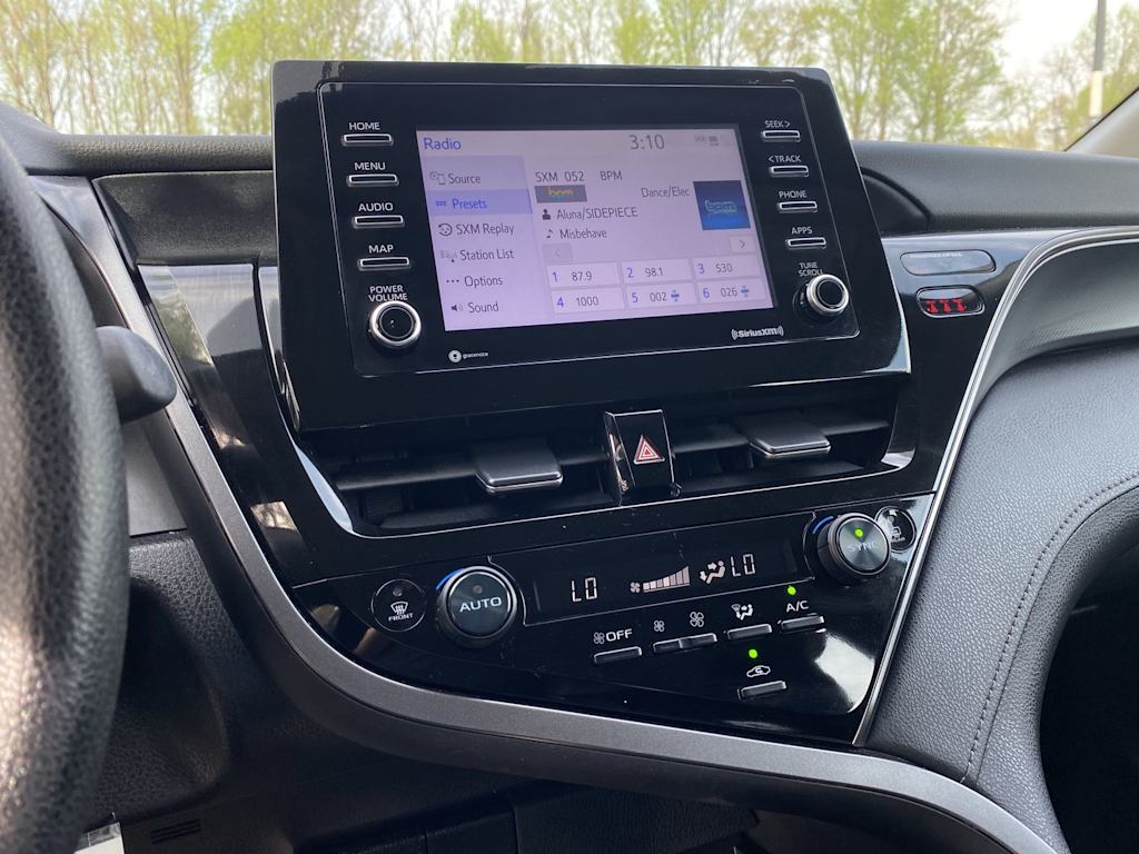 Thumbnail: 2024 Toyota Camry - 12