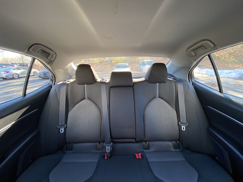 Thumbnail: 2021 Toyota Camry - 33