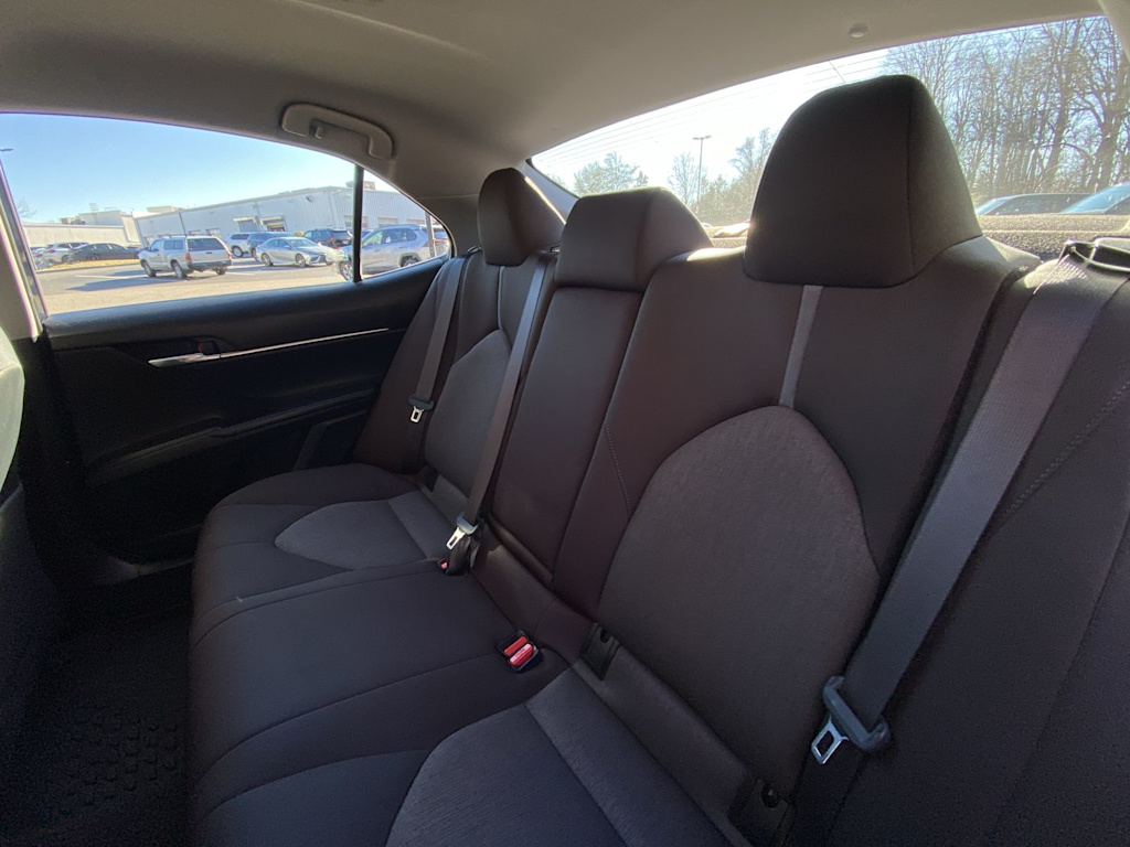 Thumbnail: 2021 Toyota Camry - 10