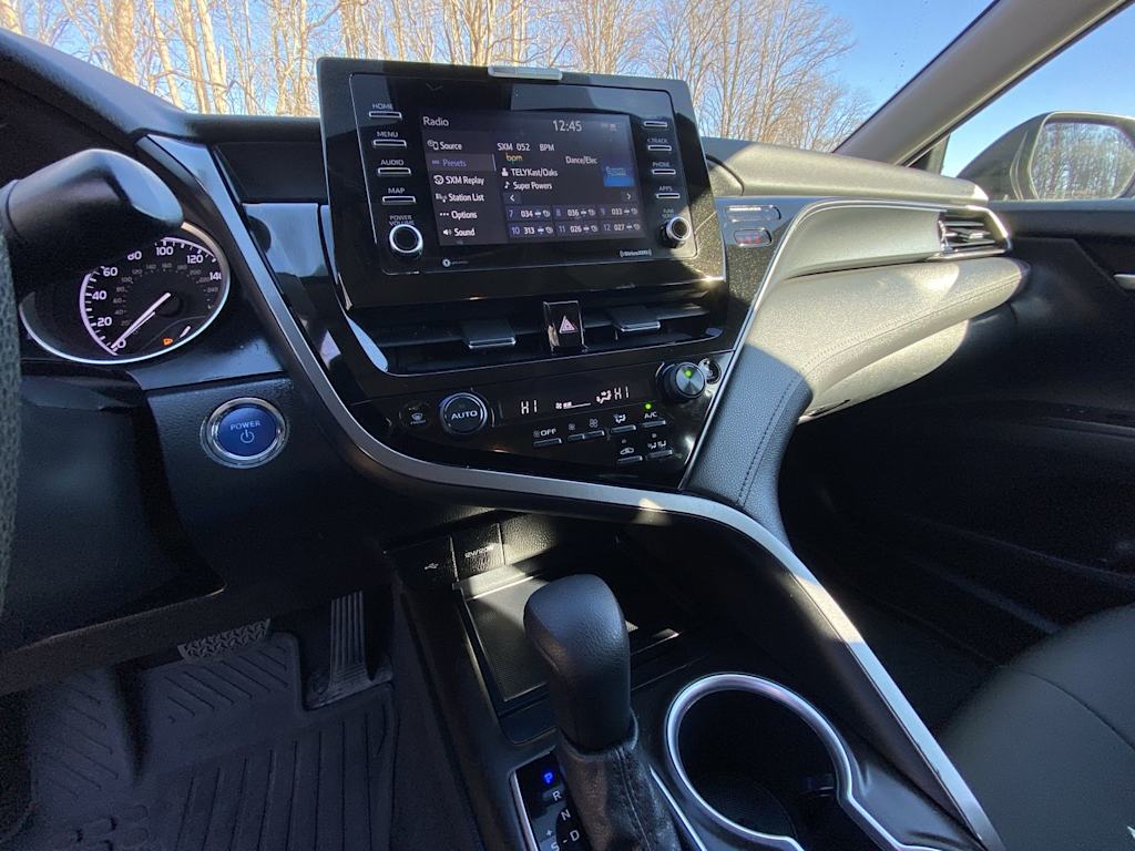 Thumbnail: 2021 Toyota Camry - 11