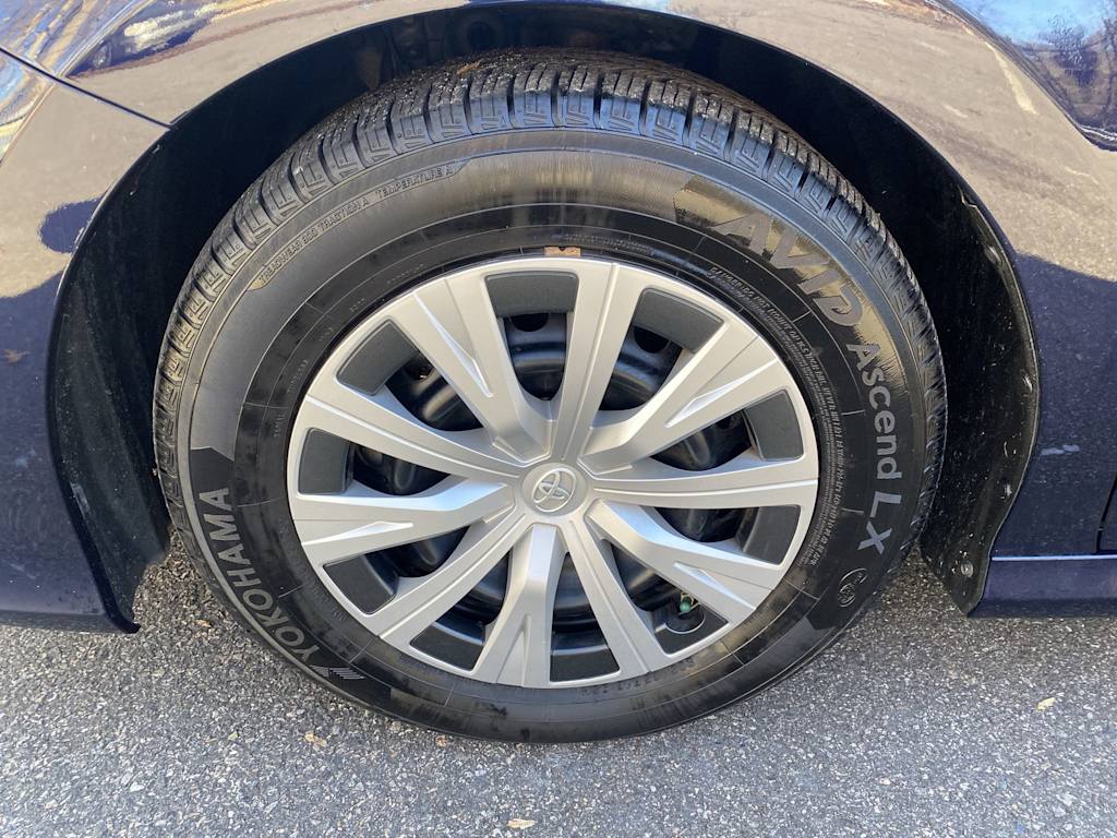 Thumbnail: 2021 Toyota Camry - 6