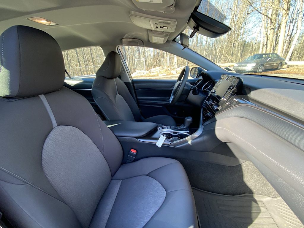 Thumbnail: 2021 Toyota Camry - 30