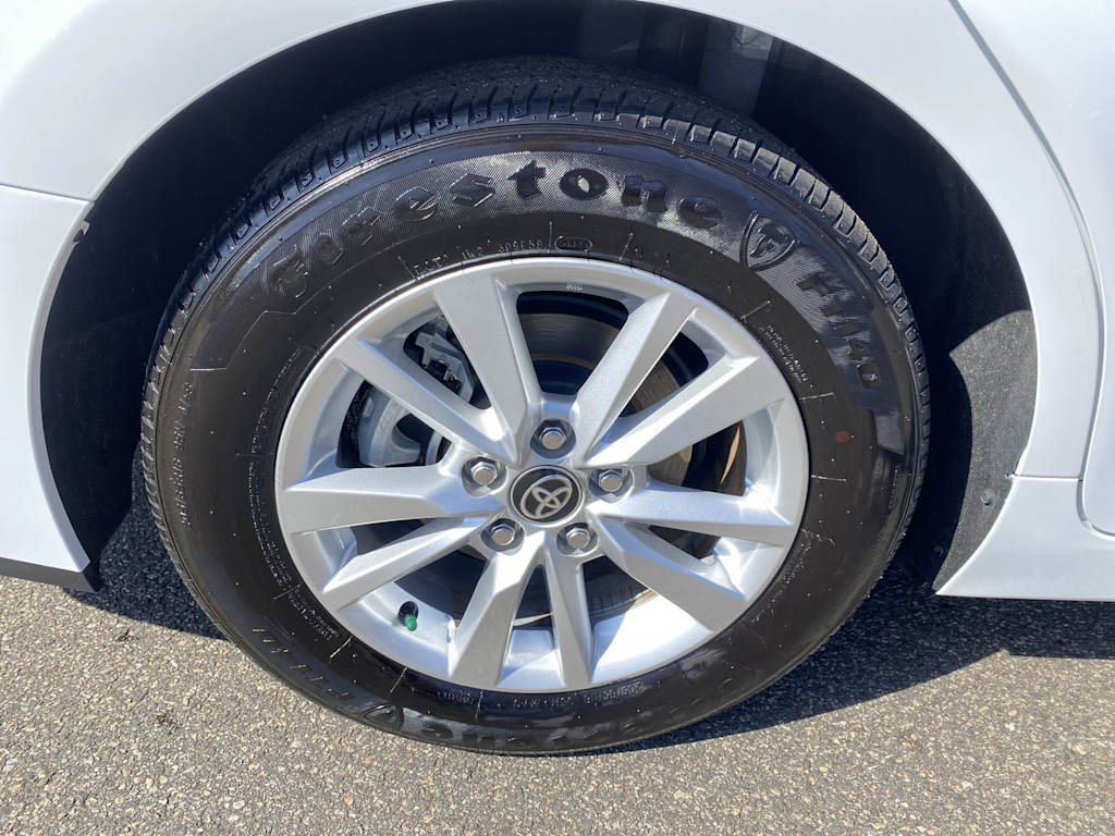 Thumbnail: 2025 Toyota Camry - 24