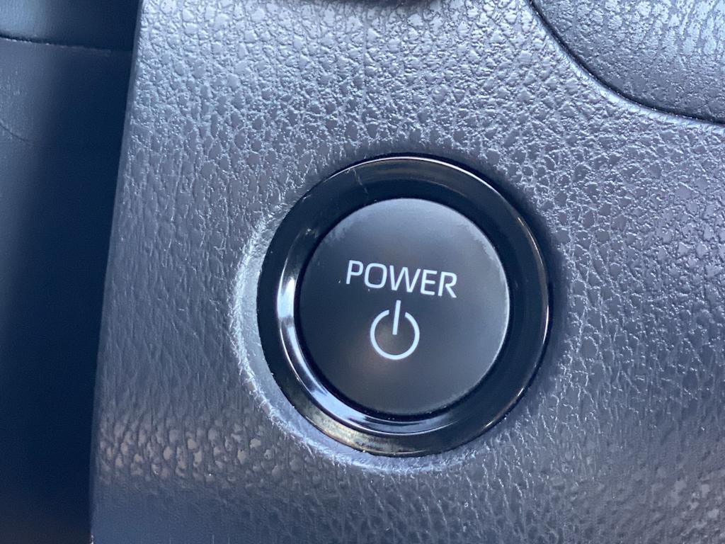 Thumbnail: 2025 Toyota Camry - 33