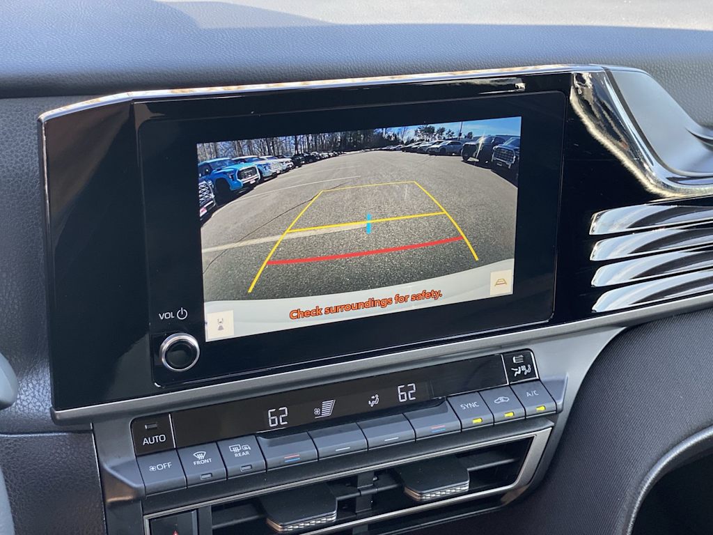 Thumbnail: 2025 Toyota Camry - 32