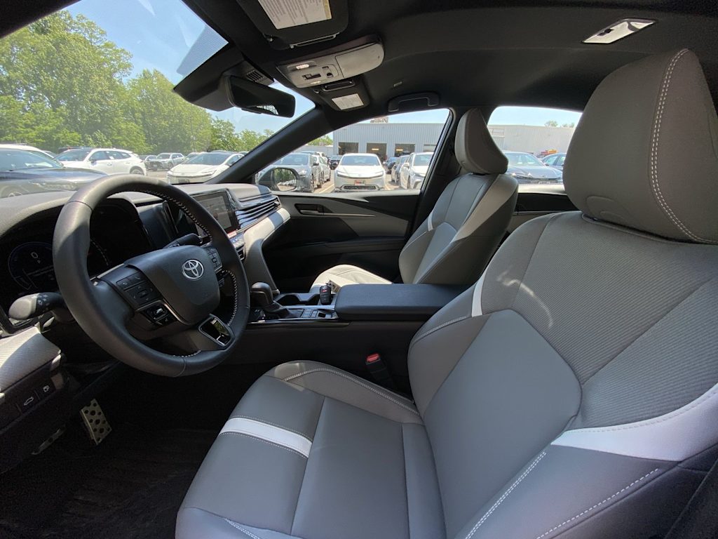 Thumbnail: 2026 Toyota Camry - 8
