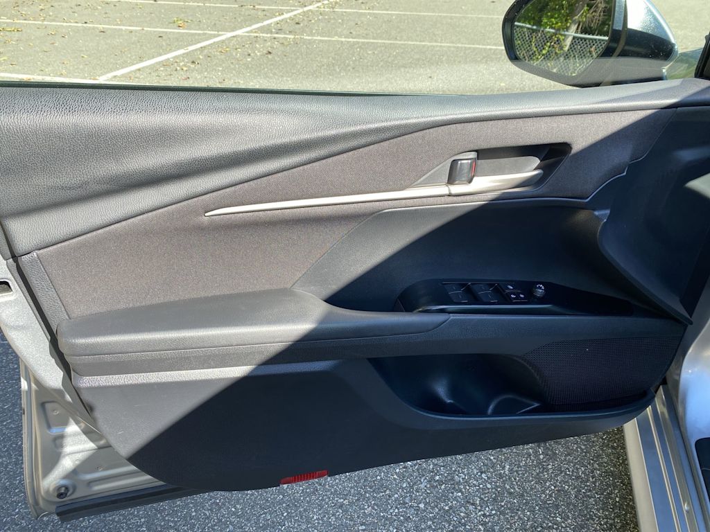 Thumbnail: 2025 Toyota Camry - 27